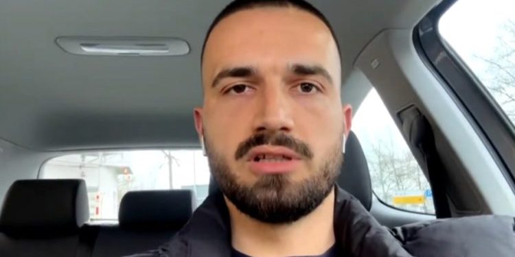 Mërgimi aq gjatë priti për vizë pune, saqë harroi se kishte bërë termin