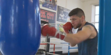 Florian Marku në përgatitje për meçin e radhës: Mezi pres të rikthehem në ring