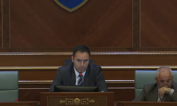 Konjufca për Listën Srpska: Sjellja më e papërgjegjshme, më e pakta t’u hiqen mëditjet