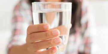 Simptomat që tregojnë se trupit tonë i mungon uji