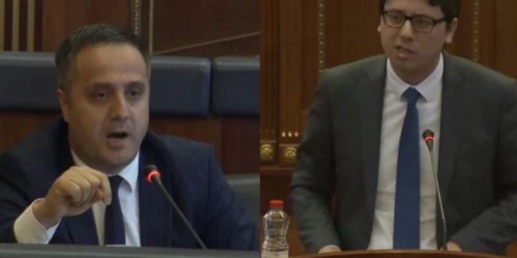 Selmanaj – Muratit: Ti djalë i mirë, edhe tri jetë me i pasë, s’mundesh me mbërri sa kemi mbërri ne për 9 muaj