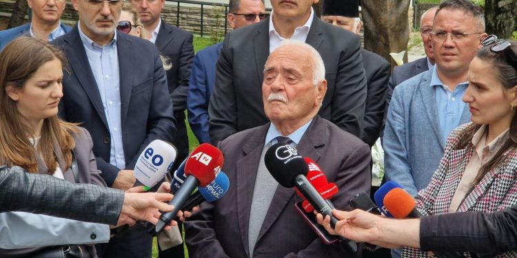 Kundërshtohet heqja e emrit të Hasan Prishtinës nga UP-ja