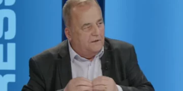 “Fatmir Haklaj i çarmatosi, pastaj u futën nga Prizreni, ne i ndalëm përsëri”, Halitjaha shpjegon ngjarjen