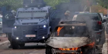 Drejtori i Spitalit në Mitrovicë: Më shumë se 53 të lënduar, një në rrezik për jetën