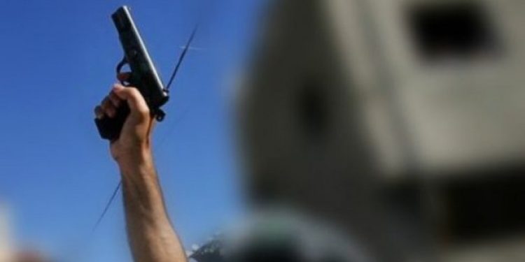 5 vëllezër në Prishtinë gjuajnë me armë zjarri njëri–tjetrin, menduan se janë hajna