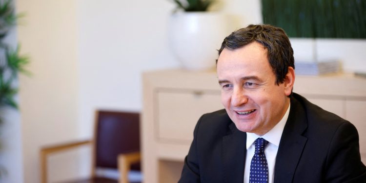 Kurti uron kosovaren që u zgjodh këshilltare qeveritare në Lucern, e fton për vizitë në Kosovë