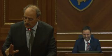“Profesor Fuxhimori a qysh e pat emrin”, Konjufca tallet me Kokajn – shkakton të qeshura