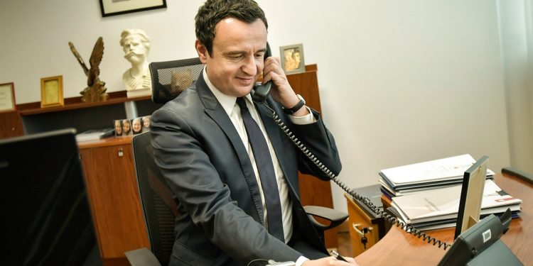 Kurti merr telefonatë nga Amerika një ditë para betimit të kryetarit në veri – Çka iu tha?