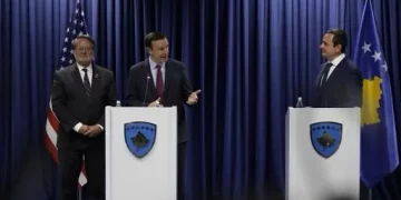Senatori Murphy: Koha që Qeveria Kurti të tregojë nivel të ri serioziteti për Asociacionin