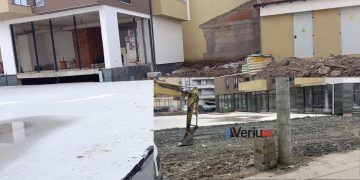 Pas raportimit të Veriu.info reagon Inspekcioni i komunës së Mitrovicës, ndëpren punimet paleje të “Oki Sh. P. K” të pllakës së betonit
