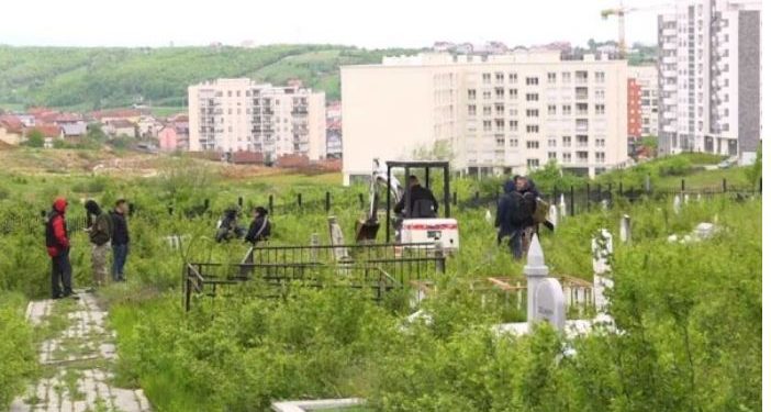 Gërmime në Prishtinë për gjetjen e dy trupave të shqiptarëve të zhdukur gjatë luftës