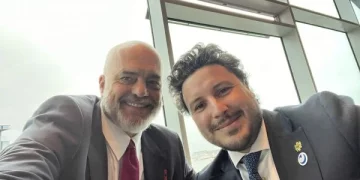 “Me ma t’mirin e të tanve”, Edi Rama takohet me Abazoviqin në Rejkjavik
