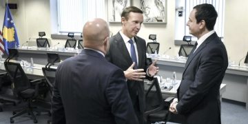 “Asociacioni të kryhet këtë vit”, “Kosova ngriti dorën të punojë me ShBA-të”, mesazhi i senatorëve amerikanë në Prishtinë