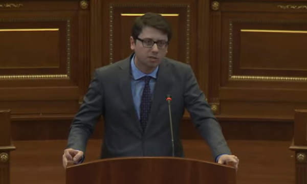 Murati-LDK-së: S’keni të drejtë morale dhe profesionale të flisni për personat e zhdukur