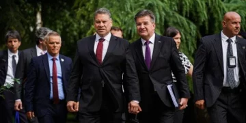 Escobar: Asnjëra palë s’po e zbaton marrëveshjen, po e presim versionin e Kosovës për statutin e Asociacionit
