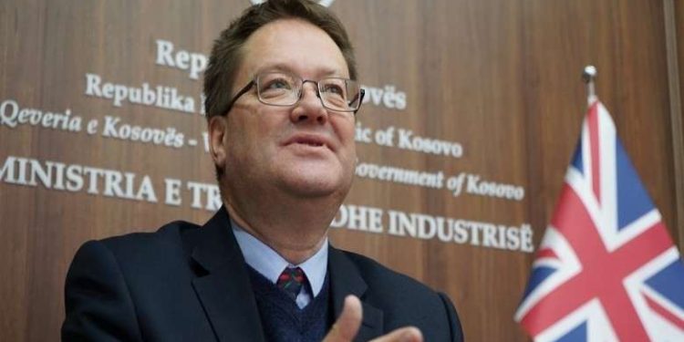 Ambasadori Abbott bën thirrje për zbatimin e Deklaratës për të Zhdukurit