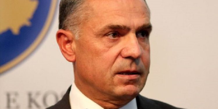 Ahmet Isufi: Asociacioni dhe stagnimi ekonomik mund ta çojnë vendin në zgjedhje