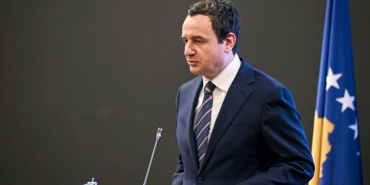 Kryeministri Kurti në ditëlindjen e Skënderbeut: Kryezot i Arbërisë
