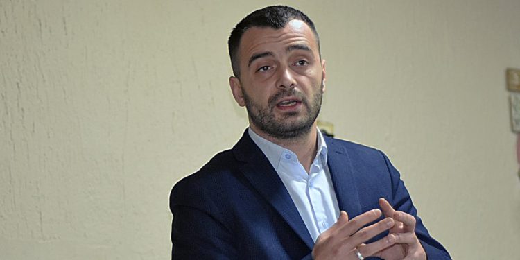 Aksioni i policisë në veri, reagojnë nga VV-ja: Rend dhe ligj, pikë