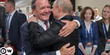 Kapet në Ambasadën ruse në Berlin, telashe pa fund për ish-kancelarin gjerman