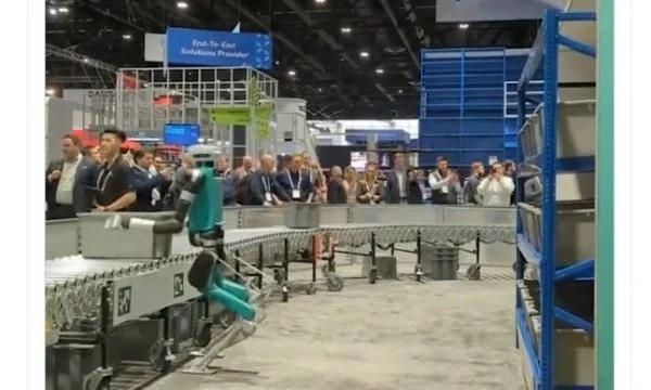 Ndodh edhe kjo! Robotit “i bie të fikët”, nga “lodhja” pas 20 orë punë