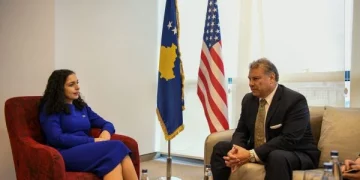 Osmani takohet me Escobarin: Duam zbatim të plotë të marrëveshjes, jo parakushte për fokusim në vetëm një nen apo një pjesë