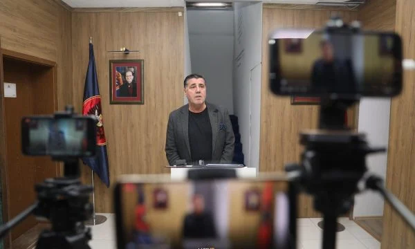“Logjikë e mbrapshtë”, Haziri godet qeverisjen e VV’së në Gjilan: Po e shkelin ligjin, po i frikësojnë investitorët