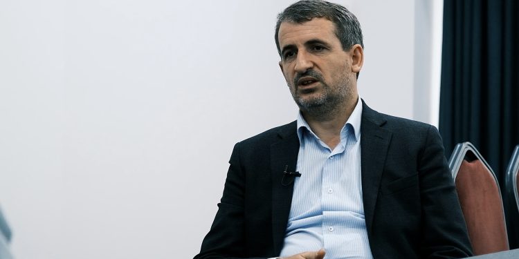 Shumë ligje në Gjykatën Kushtetuese, Miftaraj kritikon pushtetin: Mos e akuzoni opozitën, s’po zhvilloni procese të drejta