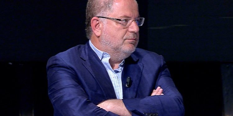 Haxhiu: Pas deklaratave të SHBA kam frikë që më Kurtit s’do t’i lejohen përgjegjësi në dialog