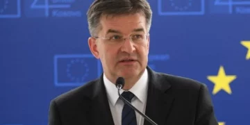 Lajçak takohet me Bedri Hamzën sot në orën 11:00