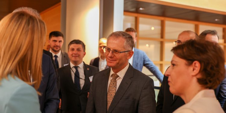 Në Ditën e Europës, Bislimi flet për rrugëtimin e Kosovës drejt Bashkimit Evropian
