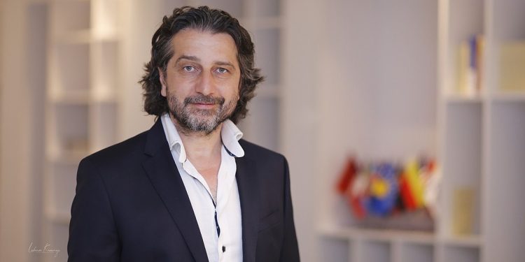 Kaq është pasuria e kryetarit të Prishtinës, Përparim Rama
