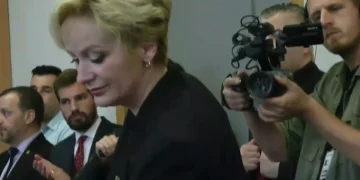 Atiq merr vendimin e parë si kryetar, kjo është nënkryetarja e Mitrovicës së Veriut
