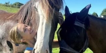 Ra nga kali, vdes finalistja e Miss Universe