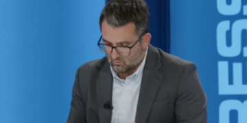 Shkëlzen Gashi: Kurti po ecën, ai thoshte që nëse ne ecim ndërkombëtarët na ndjekin