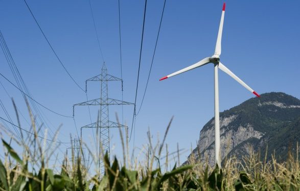 Vidhen pjesë të turbinave me erë në Pasomë të Vushtrrisë