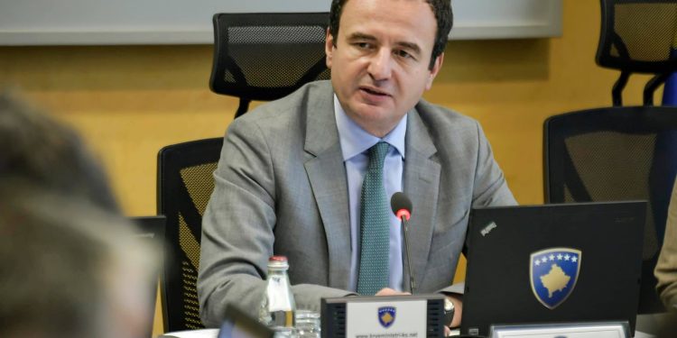 Kurti: Sipas Bankës Botërore, krahasuar me 10 vjet më parë Kosova ka ulur shkallën e varfërisë për 35%