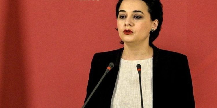 Mehmetaj për Pacollin: Për tokën thotë më prit gjykatën, e për Nagipin ka thënë mos me i besu gjykatës