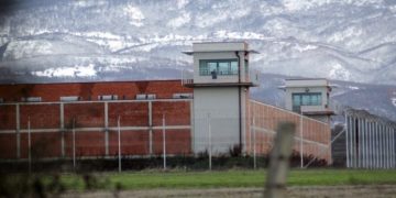Sot bëhen homazhe në Burgun e Dubravës