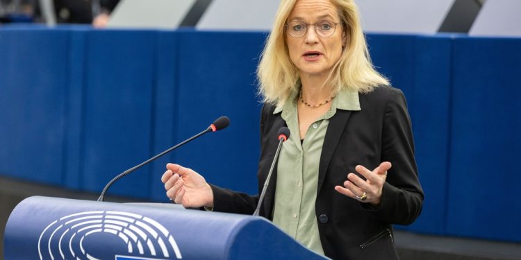 Cramon pas miratimit të raportit: Sinjal se Kosova është partnere e vlefshme