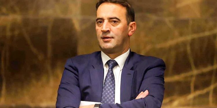 Daut Haradinaj kujton të rënët e ‘Brigadës 137’: Serbët nga mllefi i humbjeve, janë hakmarrë në civilë të pambrojtur