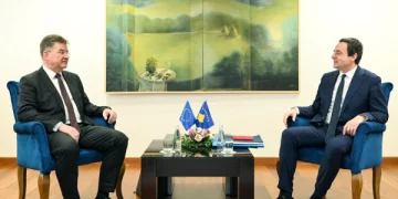 Kurti pas takimit me Lajçak: Marrëveshja të zbatohet në tërësi, Serbia të mbahet përgjegjëse për shkeljet