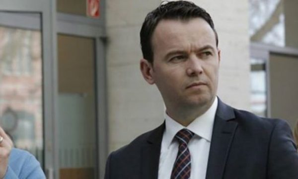 Peci: Objektet pronë e Ministrisë së Bujqësisë po përdoren kundërligjshëm, Përparim Rama tha se do t’i lironte por nuk e bëri