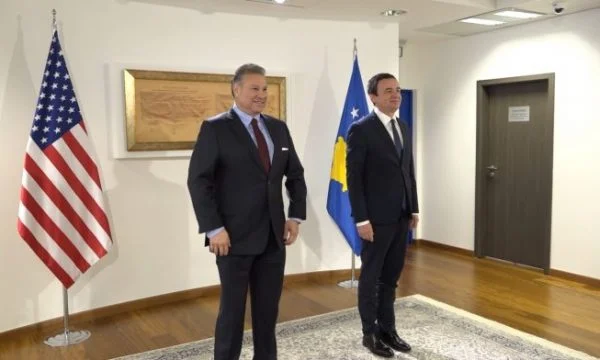 Amerikanët njëri pas tjetrit e kërkojnë Asociacionin, Escobar e cakton edhe afatin
