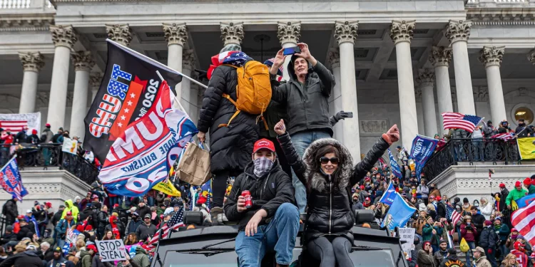 Protestat në Capitol Hill, gjykata amerikane dënon me 14 vjet burg një nga sulmuesit