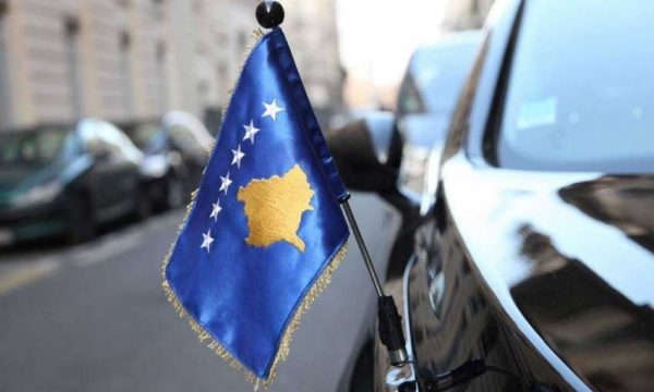 Eurodeputetët thirrje pesëshes së BE-së: Njihni Kosovën