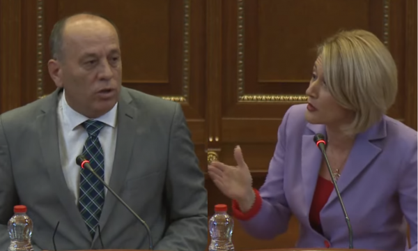 Shala: Nëse Kurti s’reagon për këto skandale, dikush i fortë po i qëndron prapa/ Reagon Kusari-Lila