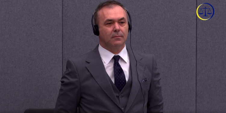 Rexhep Selimi largon nga detyra avokatin e tij kryesor