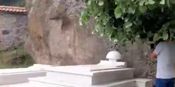 Stërnipi i Isë Boletinit del kundër mbajtjes së konferencës së Pecit para varrit të heroit