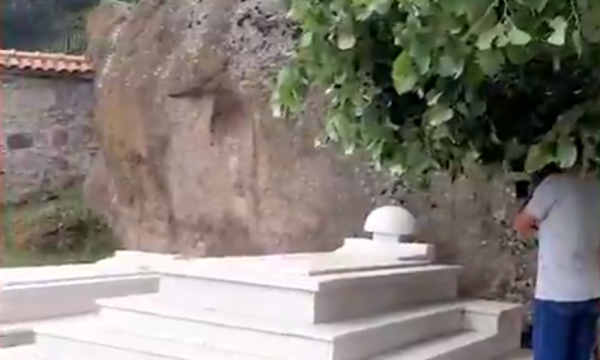 Stërnipi i Isë Boletinit del kundër mbajtjes së konferencës së Pecit para varrit të heroit